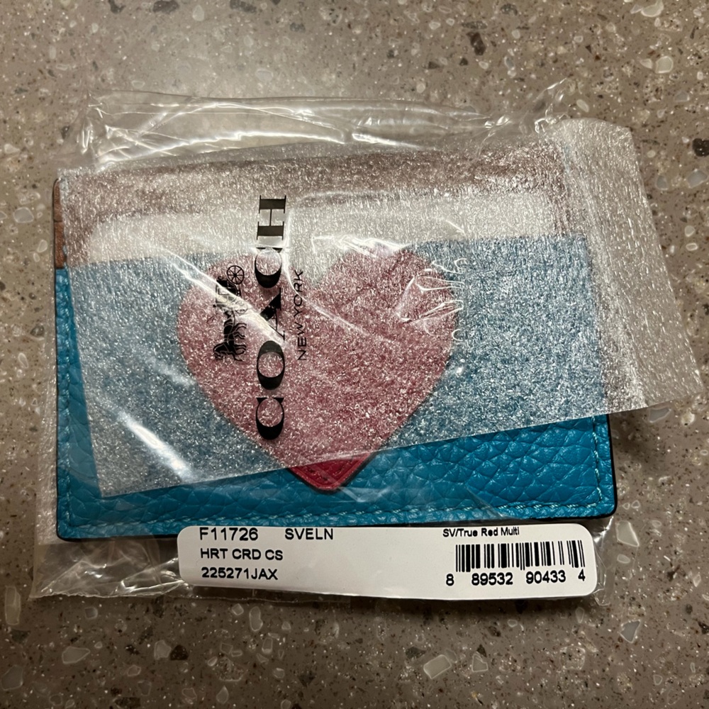 COACH Turquoise Brown Red Heart Pebbled Leather Card Holder Wallet NEW Tags $75 - Picture 5 of 5